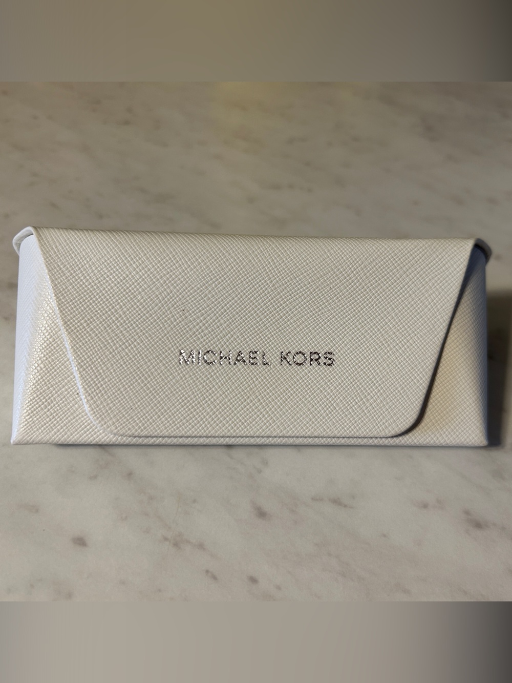 Michael Kors White Textured Envelope Sunglasses Case